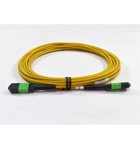 12 fiber MPOapc - MPOapc 10meters Telia