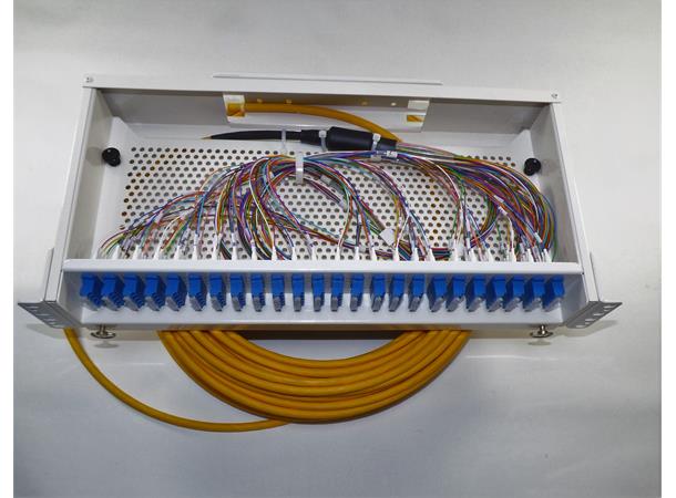 96 fiber SM QXXI LC 30meter Preterminert montert i panel